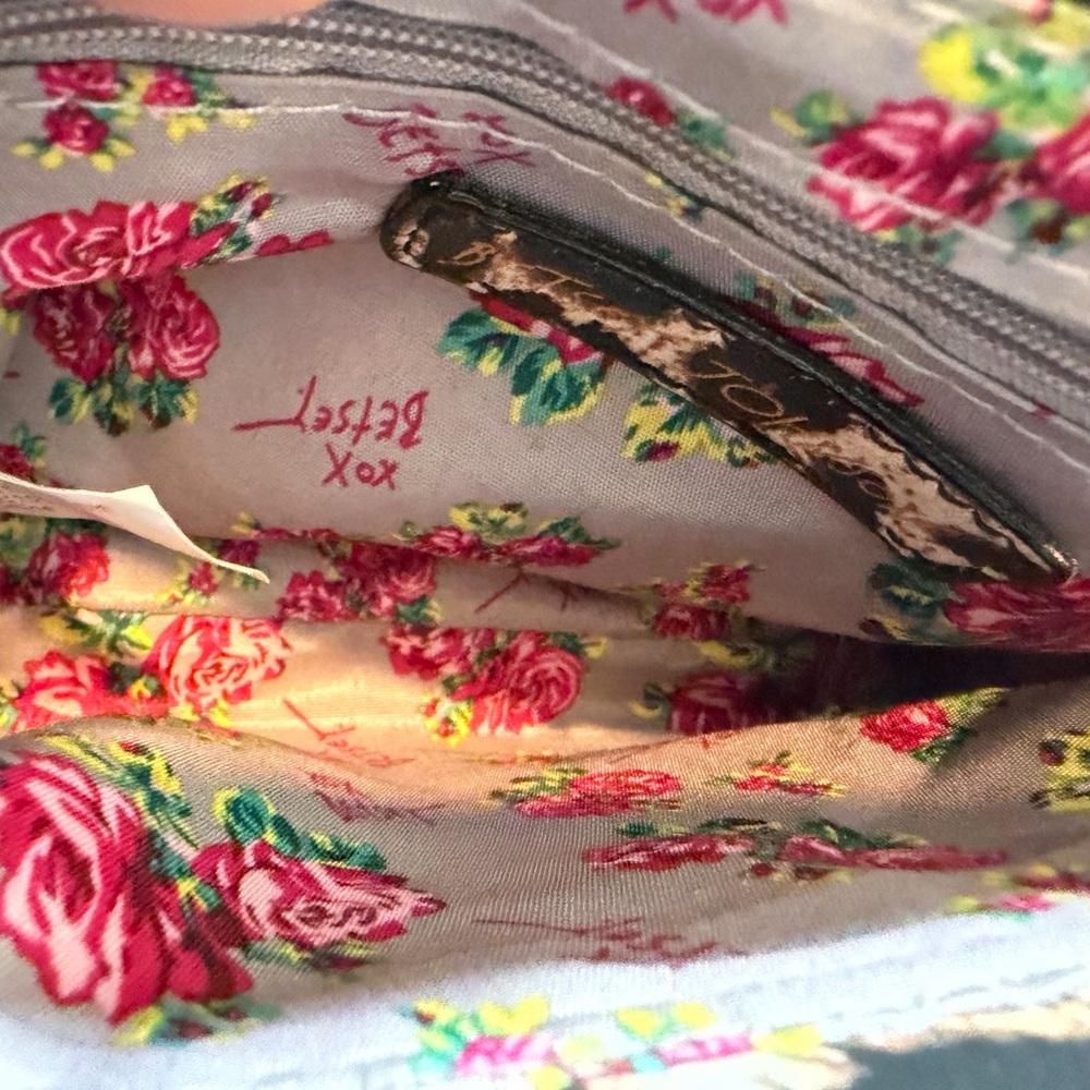 NWOT Betsey Johnson Floral Black Mini Top-Handle/Crossbody Bag with Leopard Trim - Picture 5 of 5